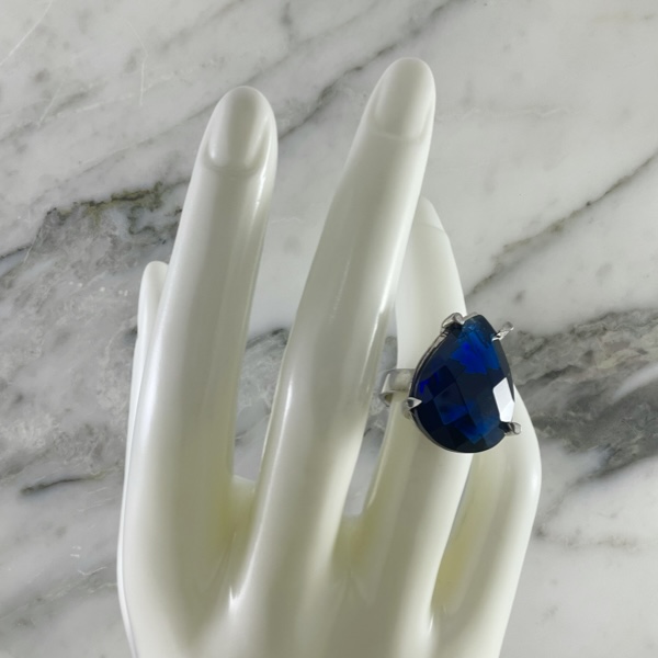 Anillo Gota Azul Profundo Gigante