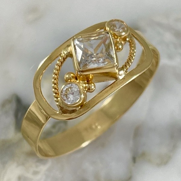 Romulo Filigree Ring