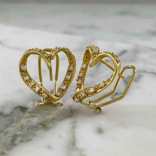 Arete Silueta Corazon Omega