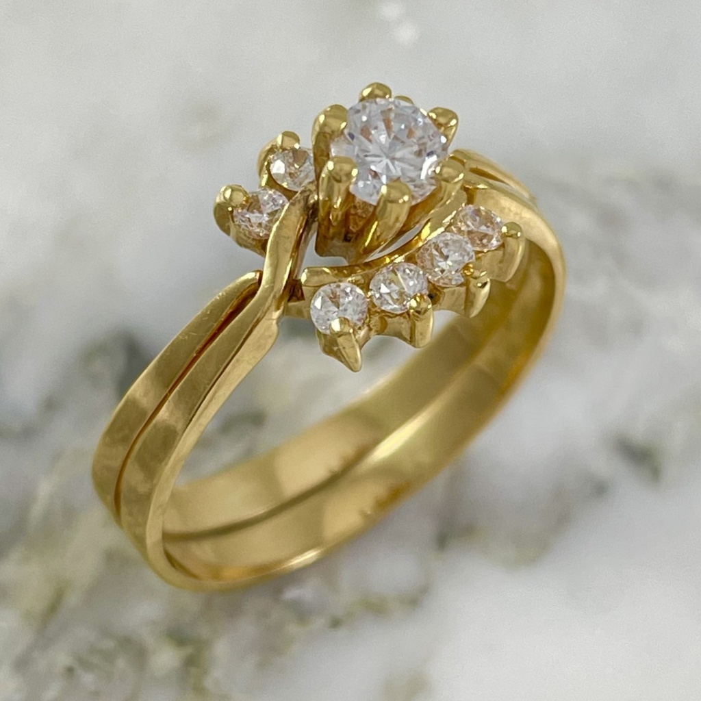 Double Arc Zircons Step On Ring