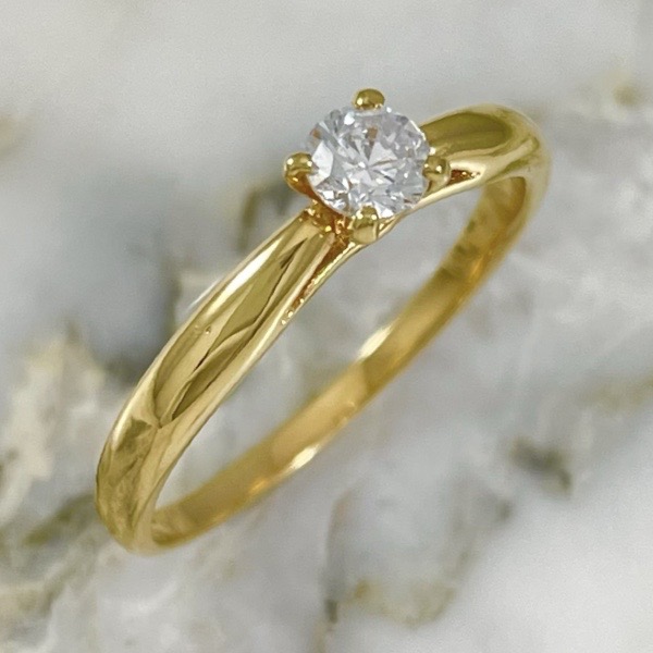  Solitaire Ring