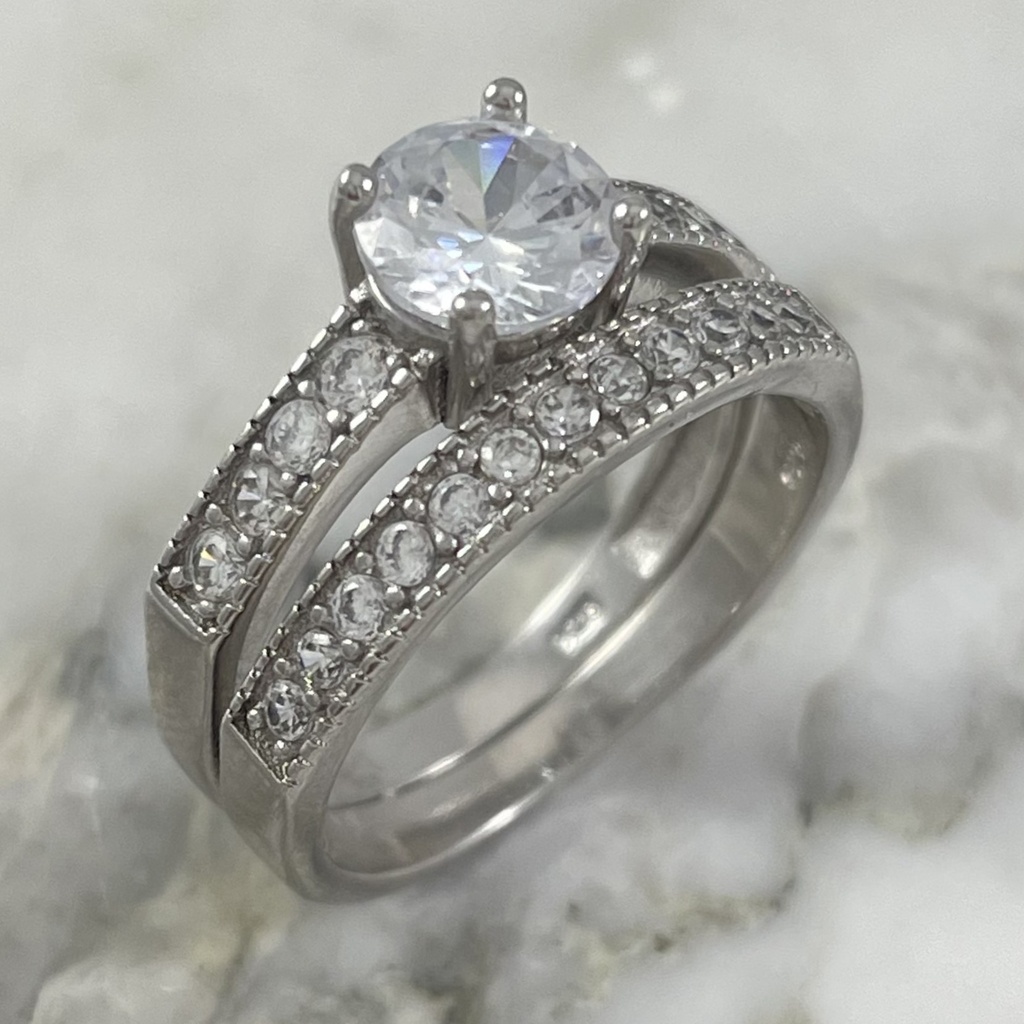 Pisa Argolla Sivania