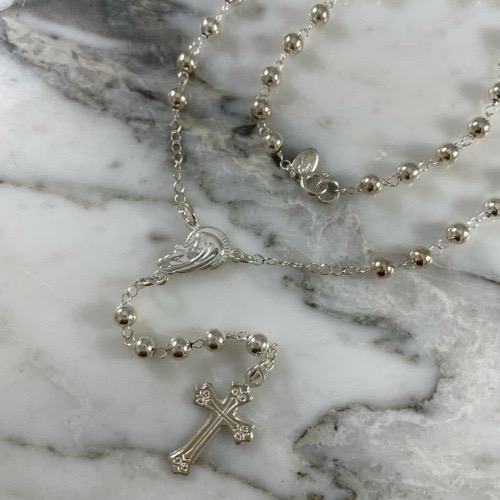 Rosary Beads with Virgin’s Face, 4mm