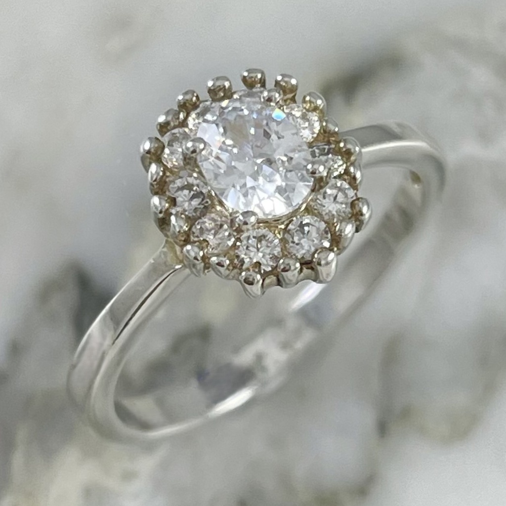 Naia Ring