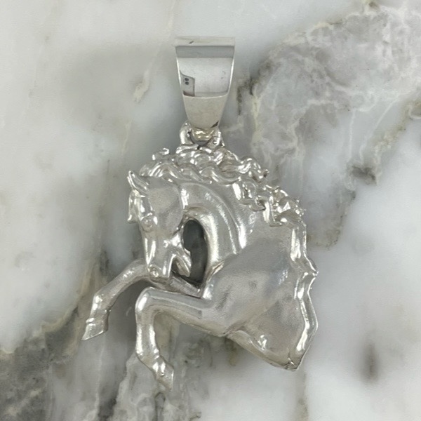 Cheval Horse Pendant