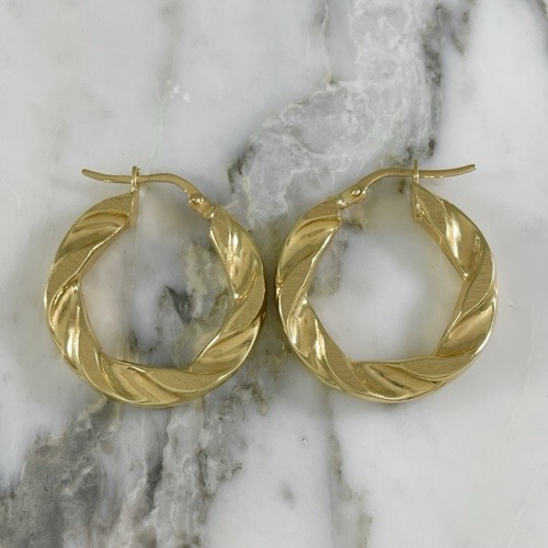 Hammered Melcocha Hoop Earring
