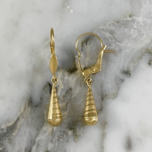 Arete Lagrima Lisa y Mateada Fina