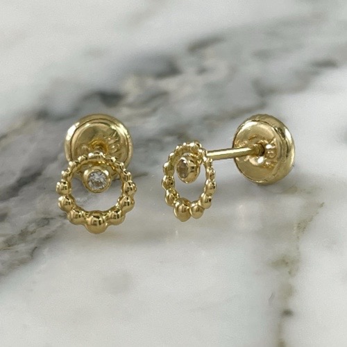 Subtle Auravia Screw-Back Stud