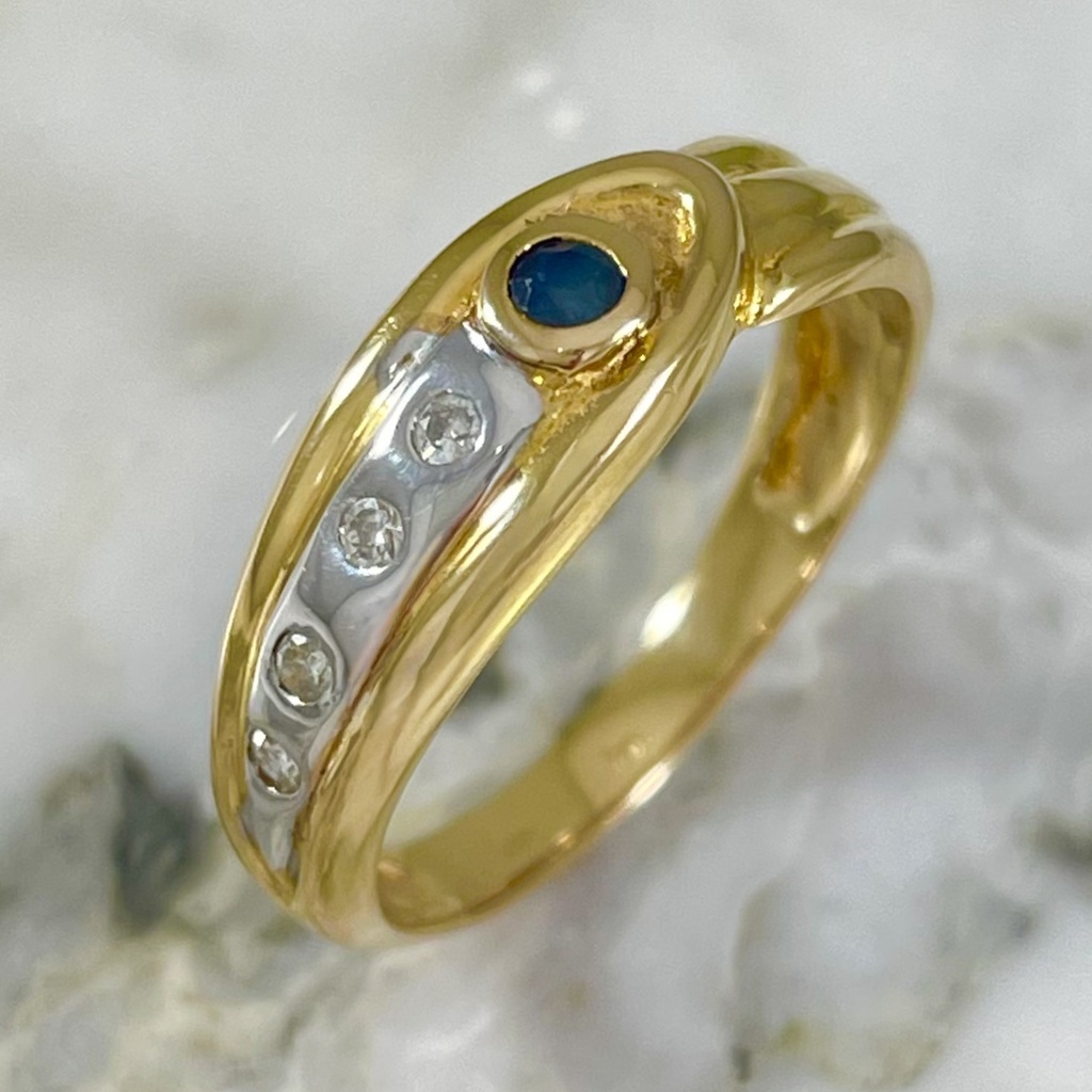 Saphire Eye Ring