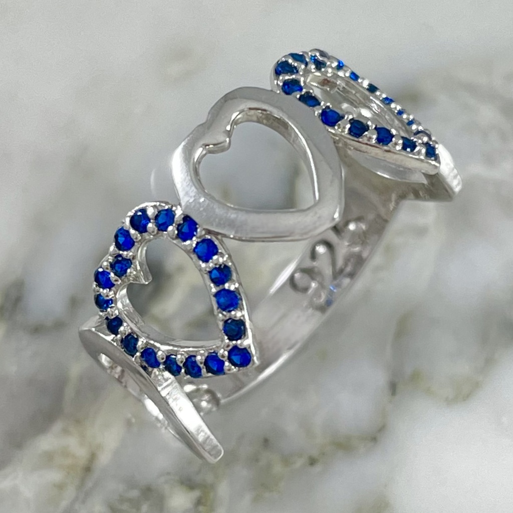  Five Hearts Ring